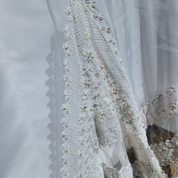 Lady Roi Bridal Dress Size 8 In Great Shape a Very Gorgeous Dress - Picture 9 of 14